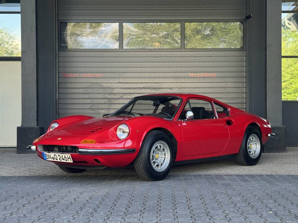 Image 5/35 of Ferrari Dino 246 GT (1968)
