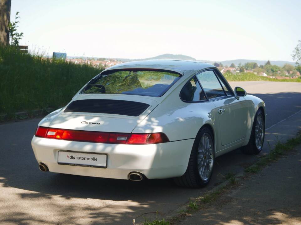 Image 21/42 of Porsche 911 Carrera (1900)