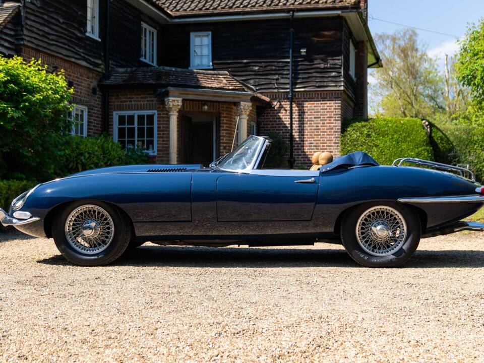 Bild 2/50 von Jaguar XK-E (1967)