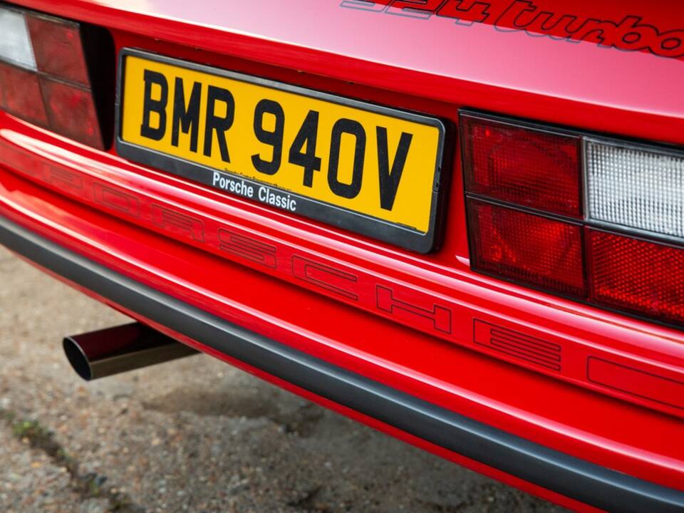 Image 17/50 of Porsche 924 Turbo (1980)