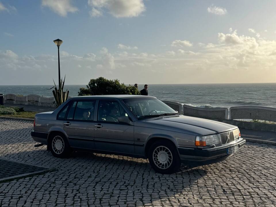 Image 18/22 de Volvo 960 2,0i Turbo 16v (1992)