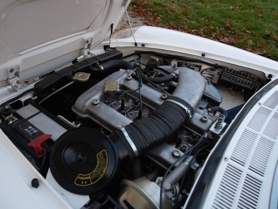 Image 33/50 de Alfa Romeo 1600 Spider Duetto (1967)