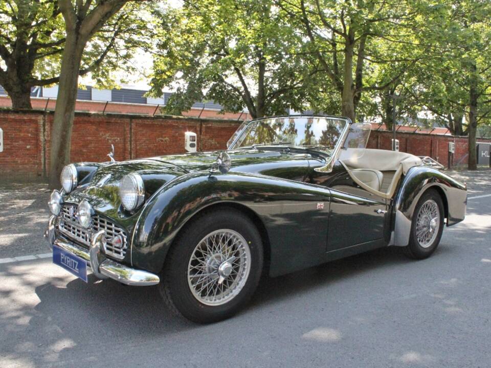 Image 1/23 of Triumph TR 3A (1957)