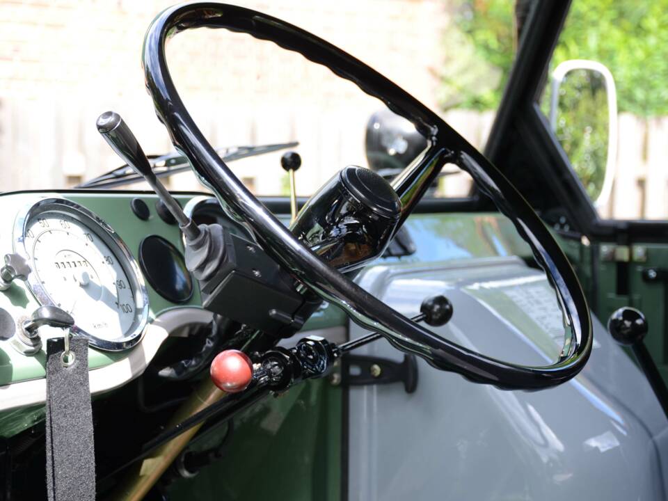 Image 43/71 of Mercedes-Benz Unimog U52 (1983)