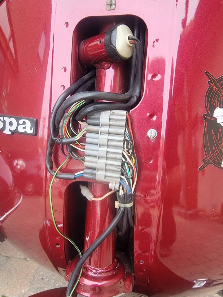 Afbeelding 77/98 van Piaggio DUMMY (1984)