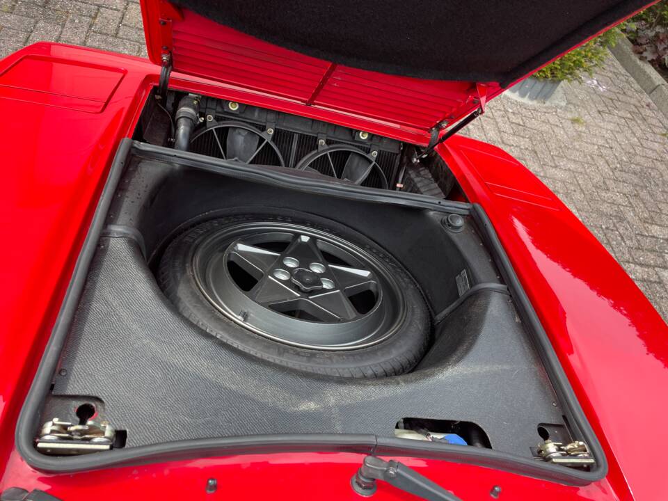 Image 30/48 of Ferrari 328 GTS (1989)