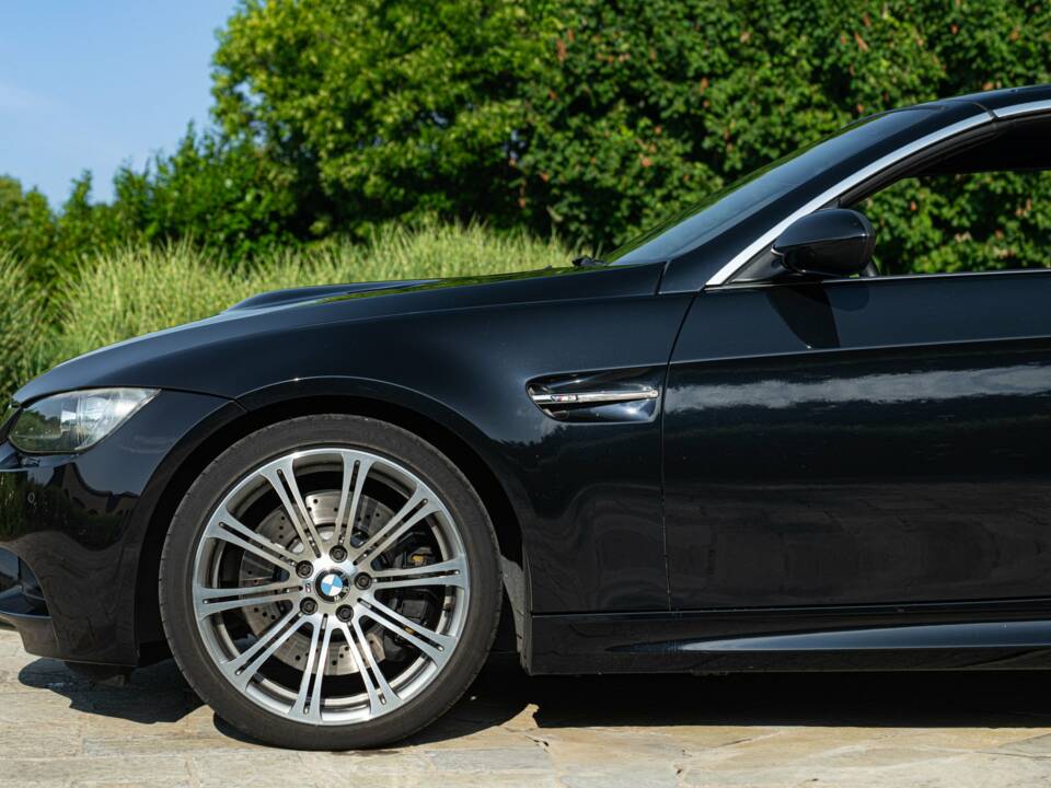 Bild 23/50 von BMW M3 (2010)