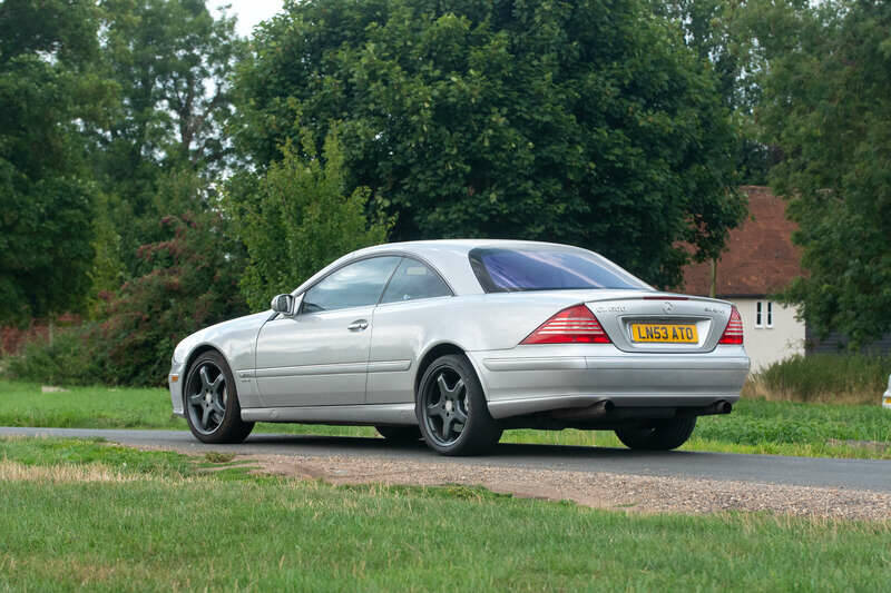 Imagen 14/50 de Mercedes-Benz CL 600 (2003)