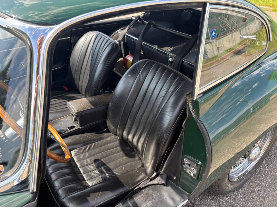 Afbeelding 5/28 van Jaguar E-Type 4.2 (1966)