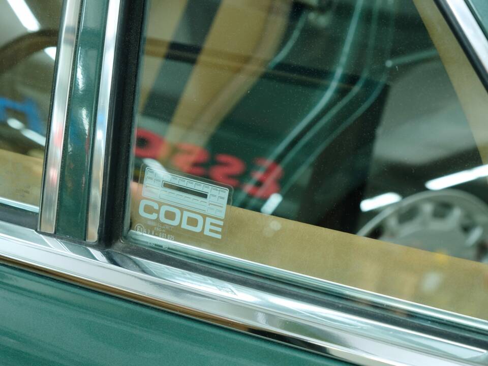 Bild 30/50 von Mercedes-Benz 420 SEL (1990)
