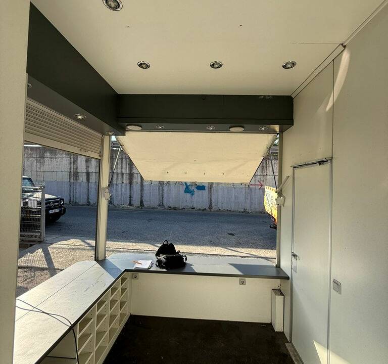 Bild 7/8 von Mercedes-Benz G 320 (SWB) (1995)