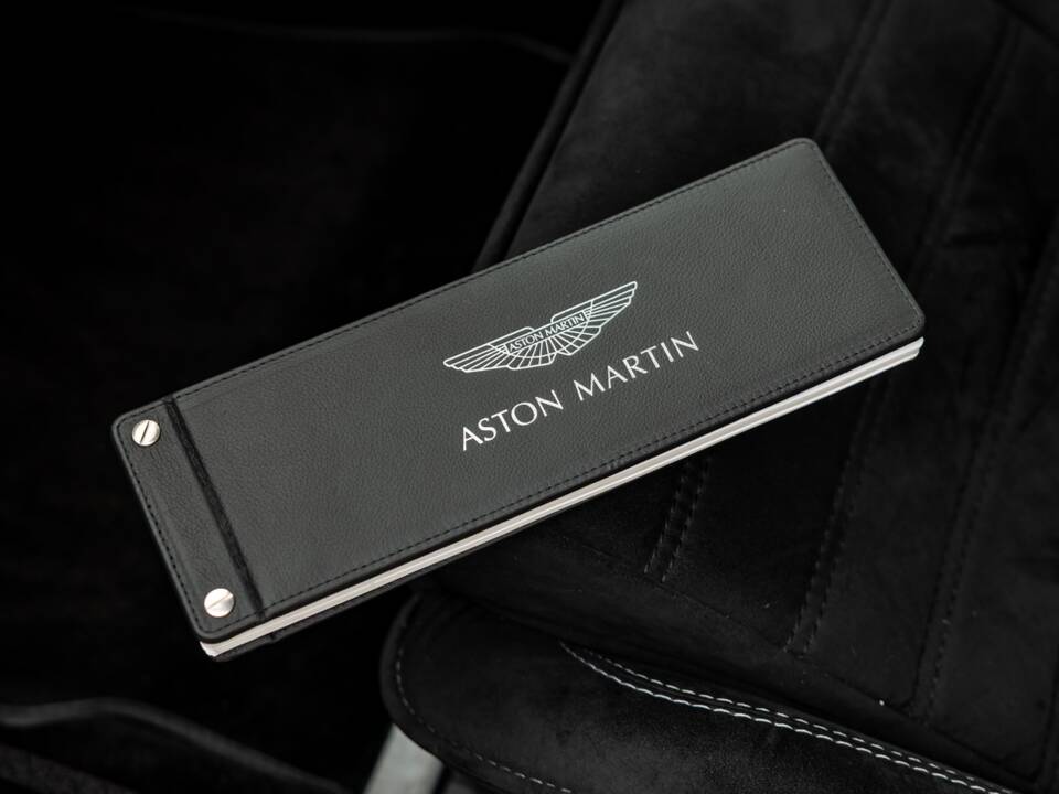 Image 62/65 de Aston Martin Vantage GT8 (2017)