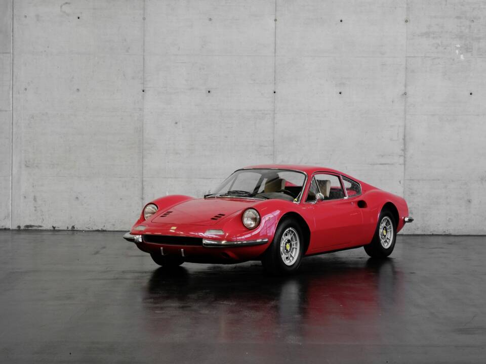 Bild 2/50 von Ferrari Dino 246 GT (1969)