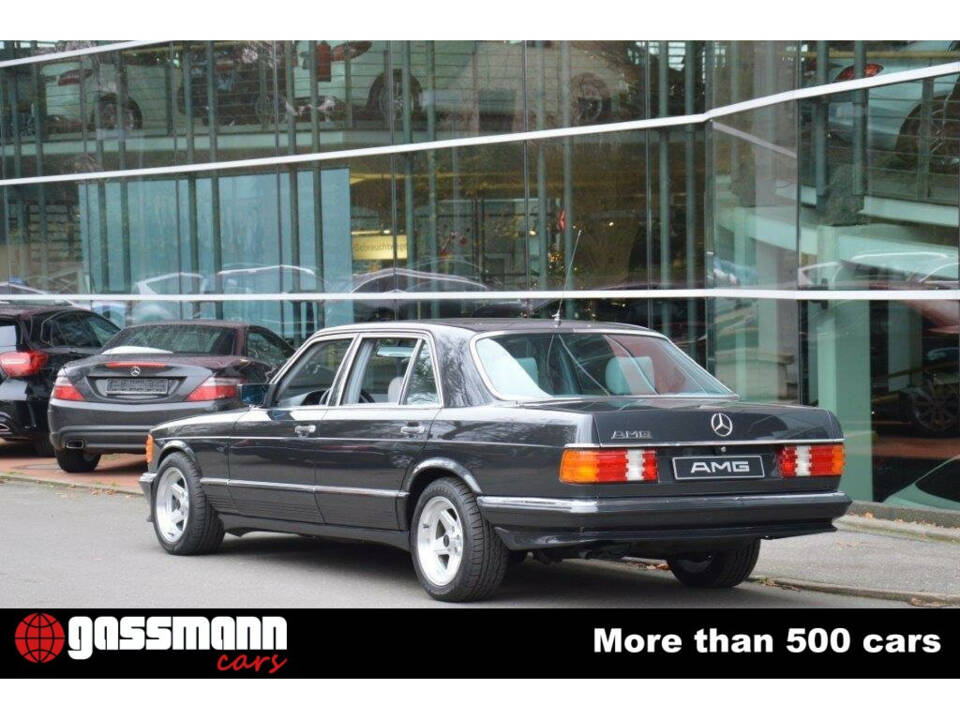 Immagine 5/15 di Mercedes-Benz 500 SEL (1985)