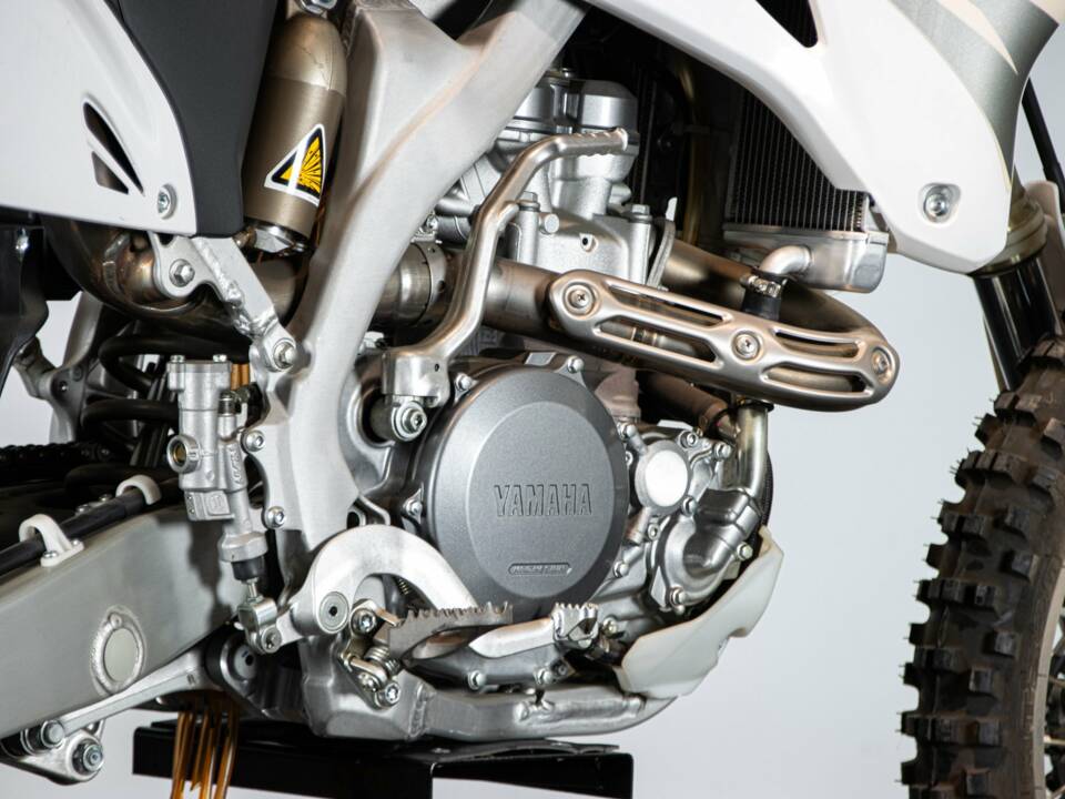 Image 8/50 de Yamaha DUMMY (2007)