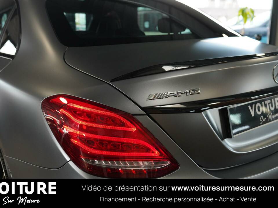Imagen 15/23 de Mercedes-Benz C 43 AMG 4MATIC (2017)