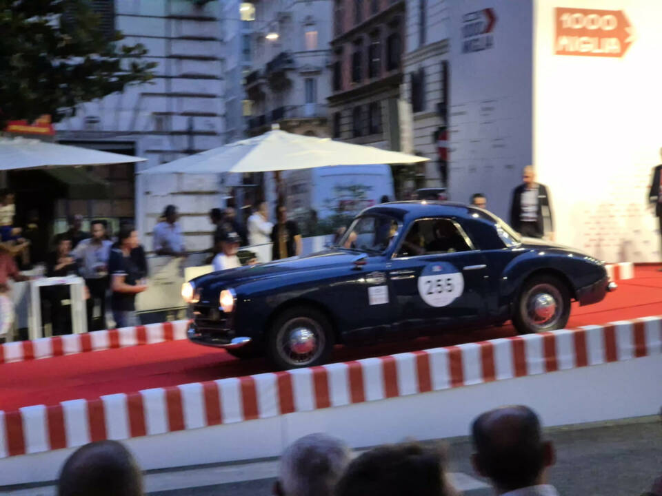 Image 2/39 of SIMCA 9 Sport (1952)