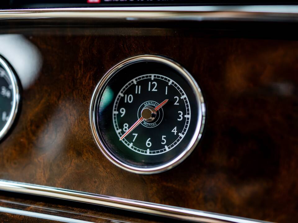 Bild 8/50 von Bentley Mulsanne (2011)
