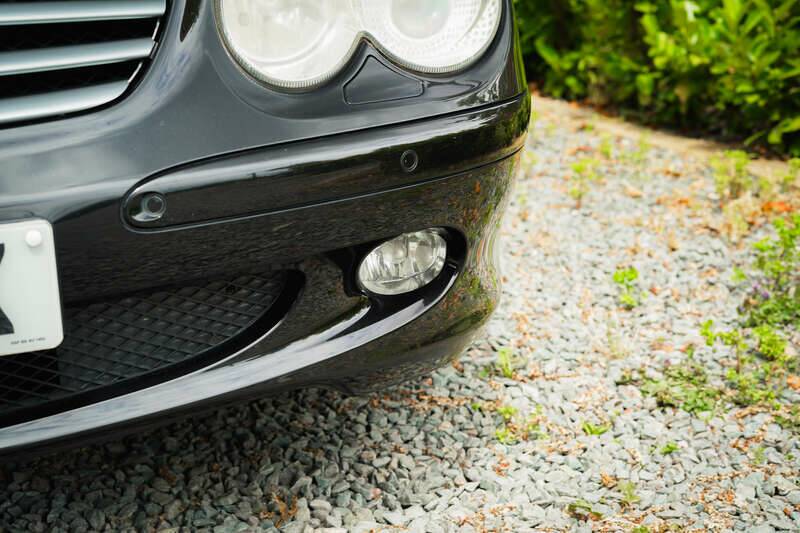 Image 18/50 of Mercedes-Benz SL 350 (2003)