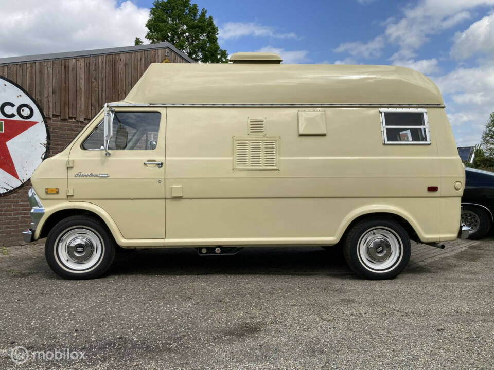 Image 30/50 of Ford Econoline E 300 (1971)