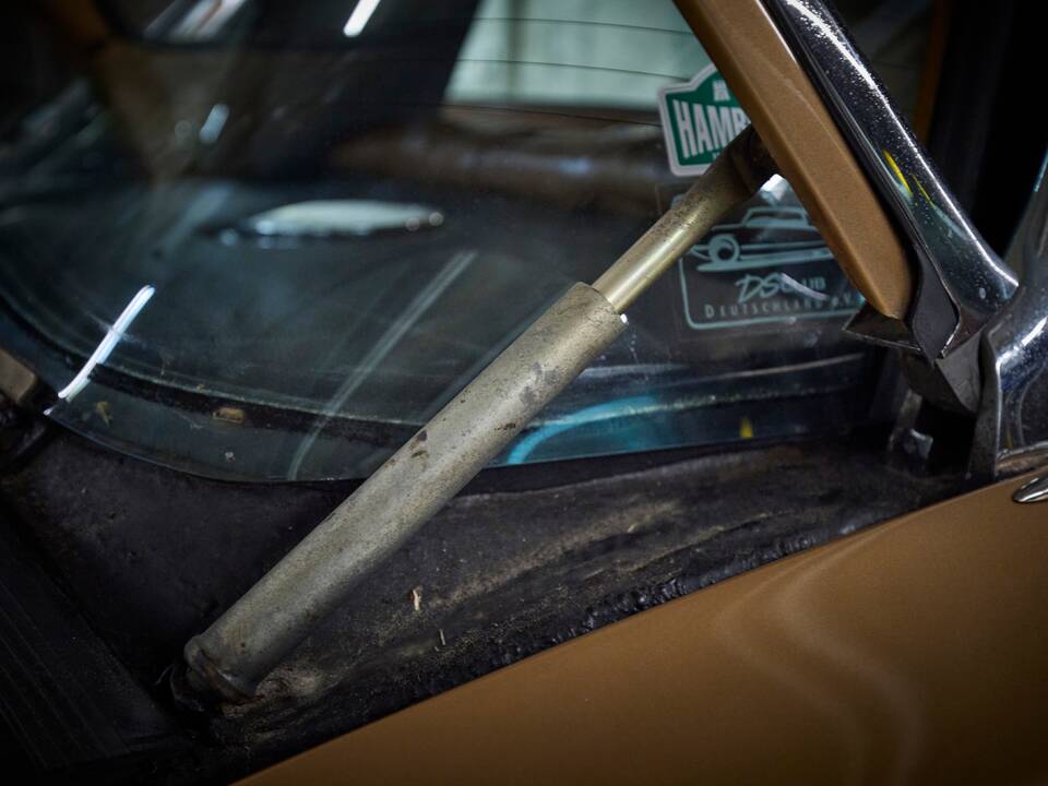 Image 47/99 of Citroën DS 23 Injection (1973)