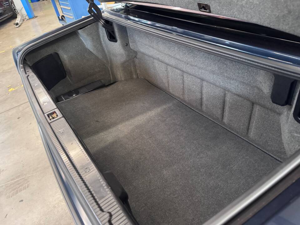Image 21/49 de Mercedes-Benz SL 500 (1997)