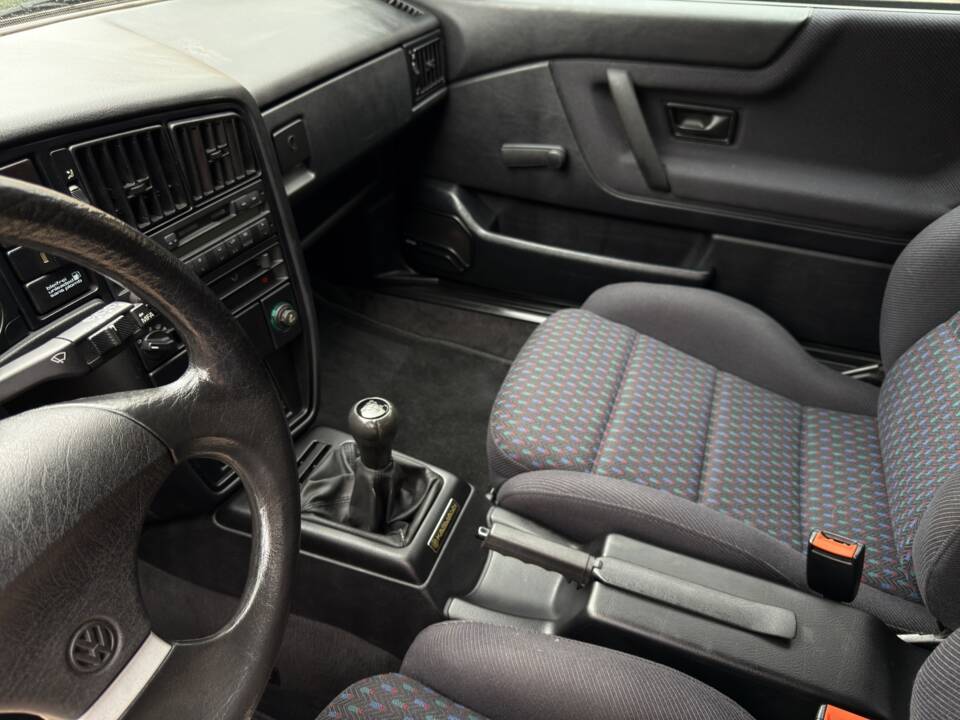 Bild 28/40 von Volkswagen Corrado 2.0 16V (1991)