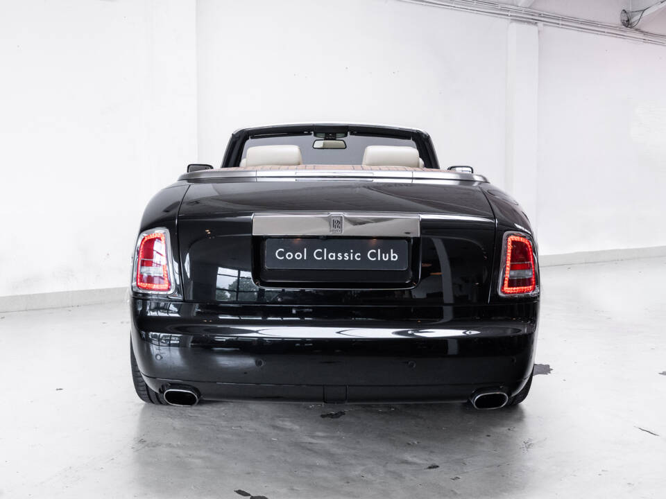 Image 6/36 of Rolls-Royce Phantom DHC (2008)