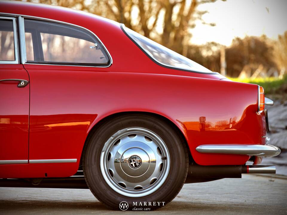 Afbeelding 33/82 van Alfa Romeo Giulietta Sprint Veloce (1957)