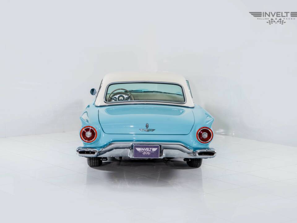 Immagine 8/20 di Ford Thunderbird (1957)