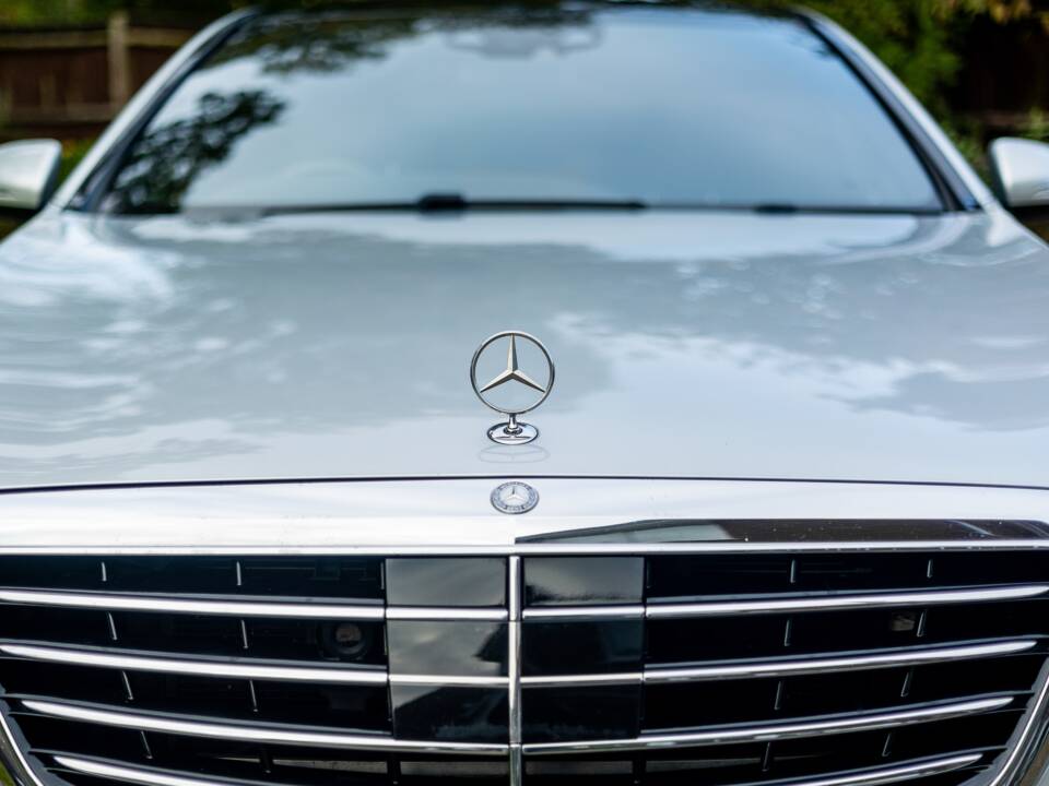 Image 30/43 of Mercedes-Benz C 63 S AMG (2015)