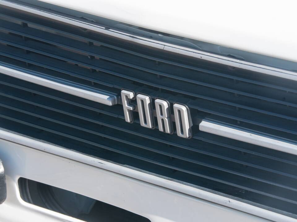 Immagine 7/61 di Ford Escort RS 1800 (1976)