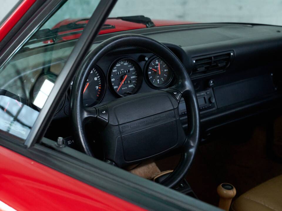 Bild 29/50 von Porsche 911 Carrera 2 (1990)