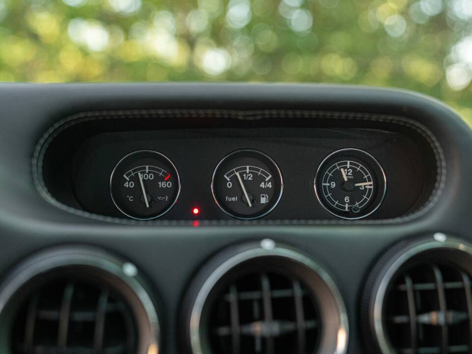 Image 43/50 of Ferrari 550 Maranello (2000)