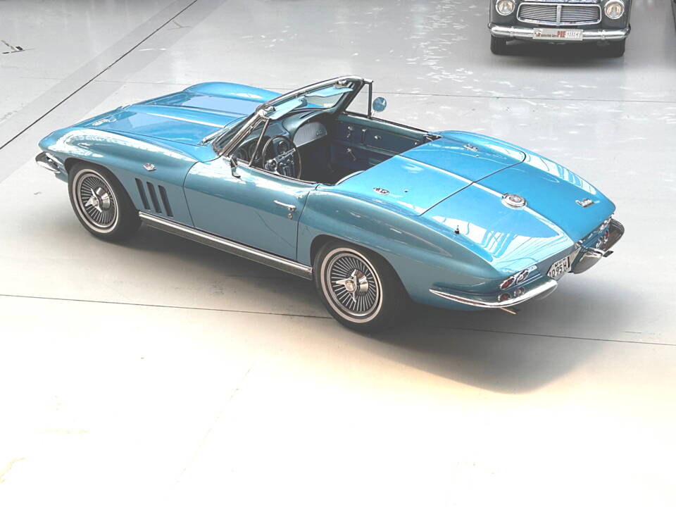 Imagen 12/41 de Chevrolet Corvette Sting Ray Convertible (1966)