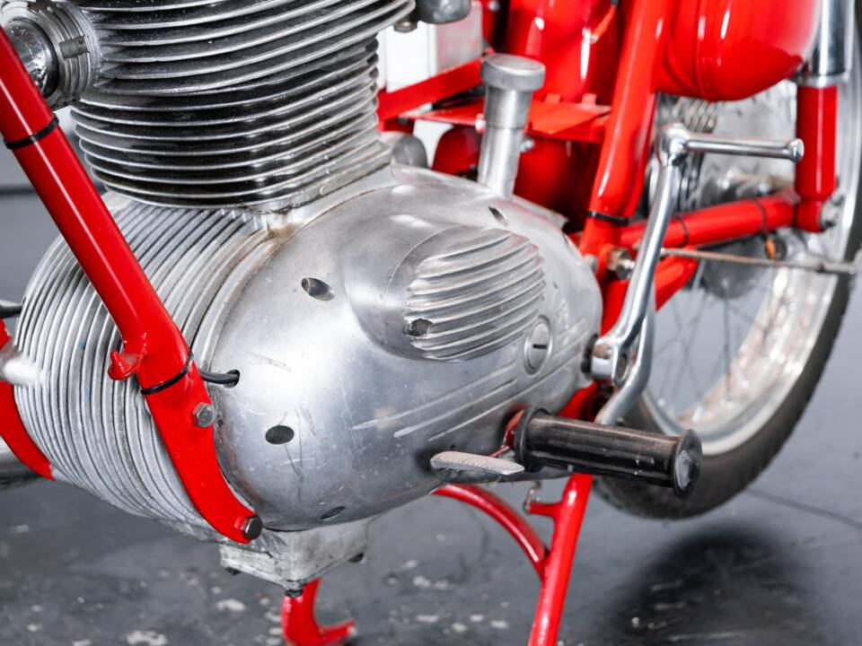 Immagine 41/47 di MV Agusta DUMMY (1957)