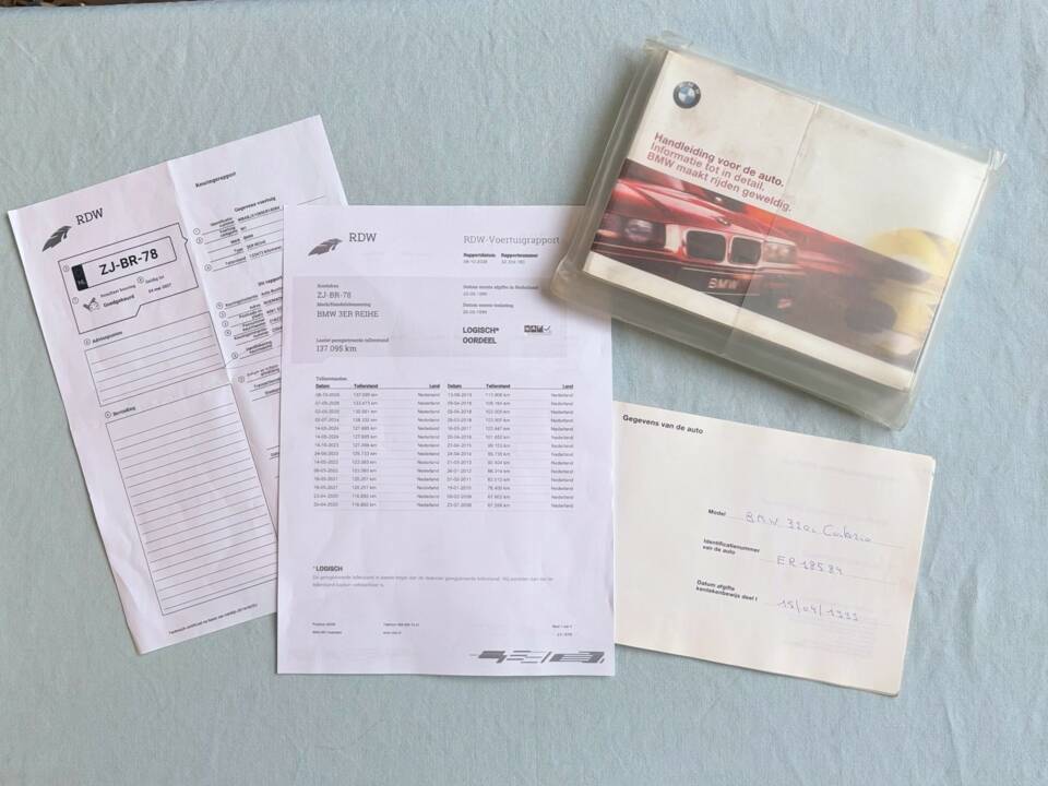 Afbeelding 3/8 van BMW 320i (1999)