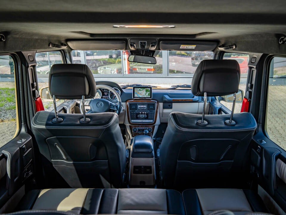 Image 31/33 of Mercedes-Benz G 500 (LWB) (2017)