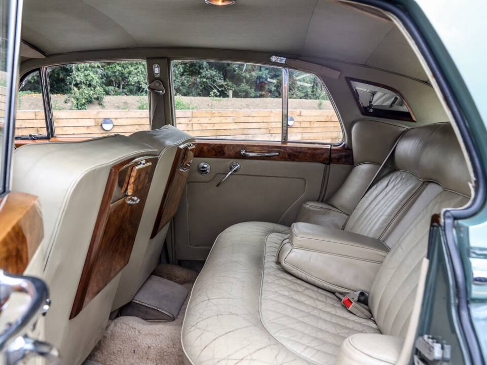 Bild 31/47 von Rolls-Royce Silver Cloud II (1961)