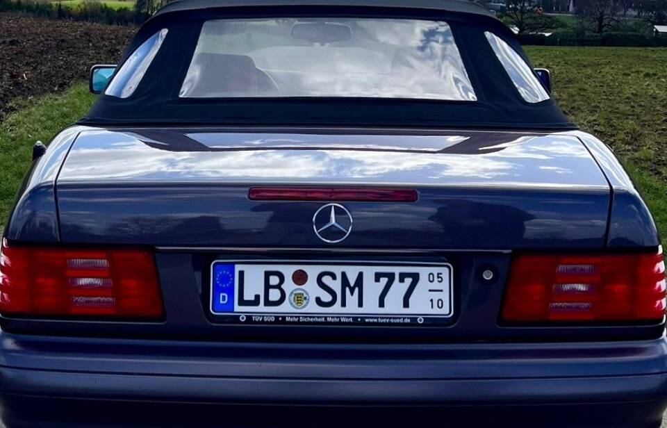 Image 3/6 de Mercedes-Benz SL 500 (1995)