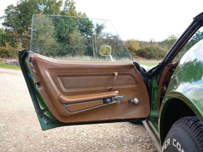 Image 46/50 of Chevrolet Corvette Stingray (1972)