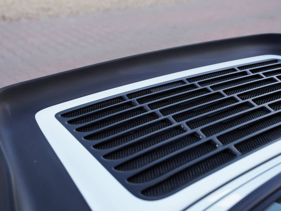 Image 14/50 of Porsche 911 Turbo 3.3 (1986)