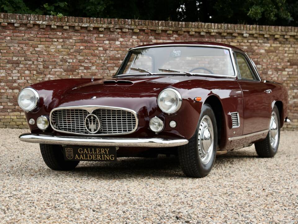 Bild 14/50 von Maserati 3500 GT Touring (1961)