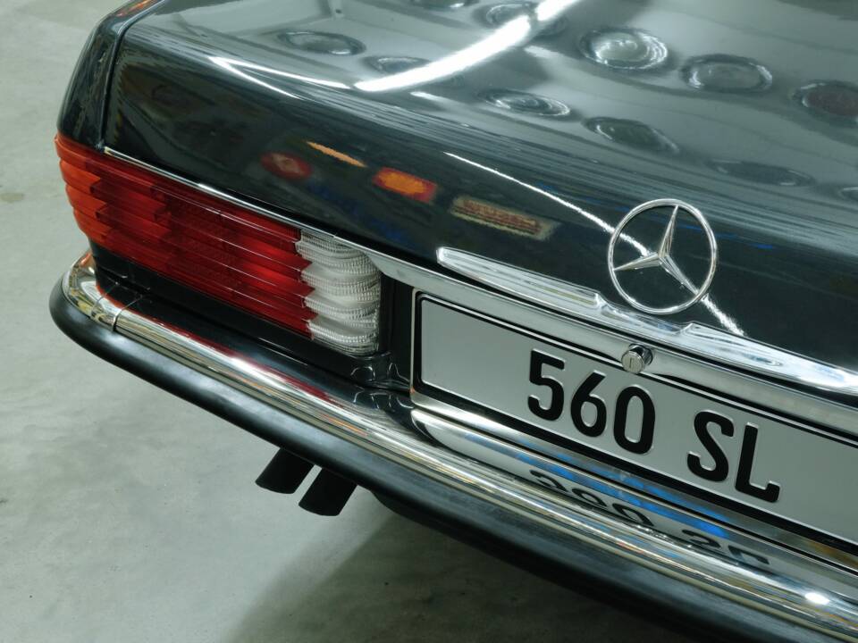 Image 45/50 de Mercedes-Benz 560 SL (1988)