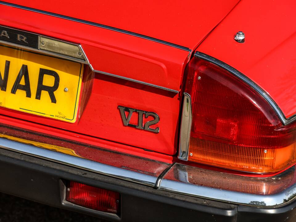 Image 10/43 of Jaguar XJ-S V12 (1988)