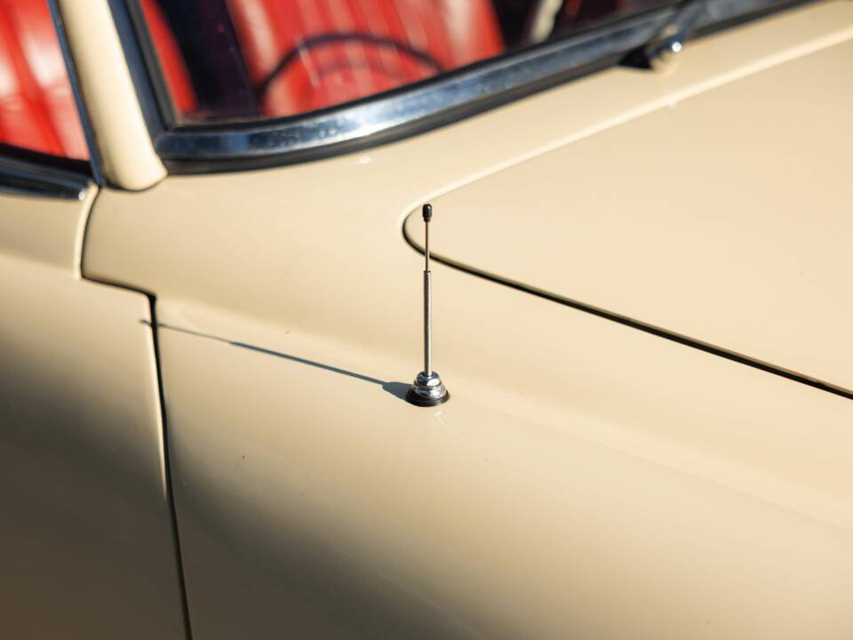 Bild 44/45 von Mercedes-Benz 190 SL (1959)