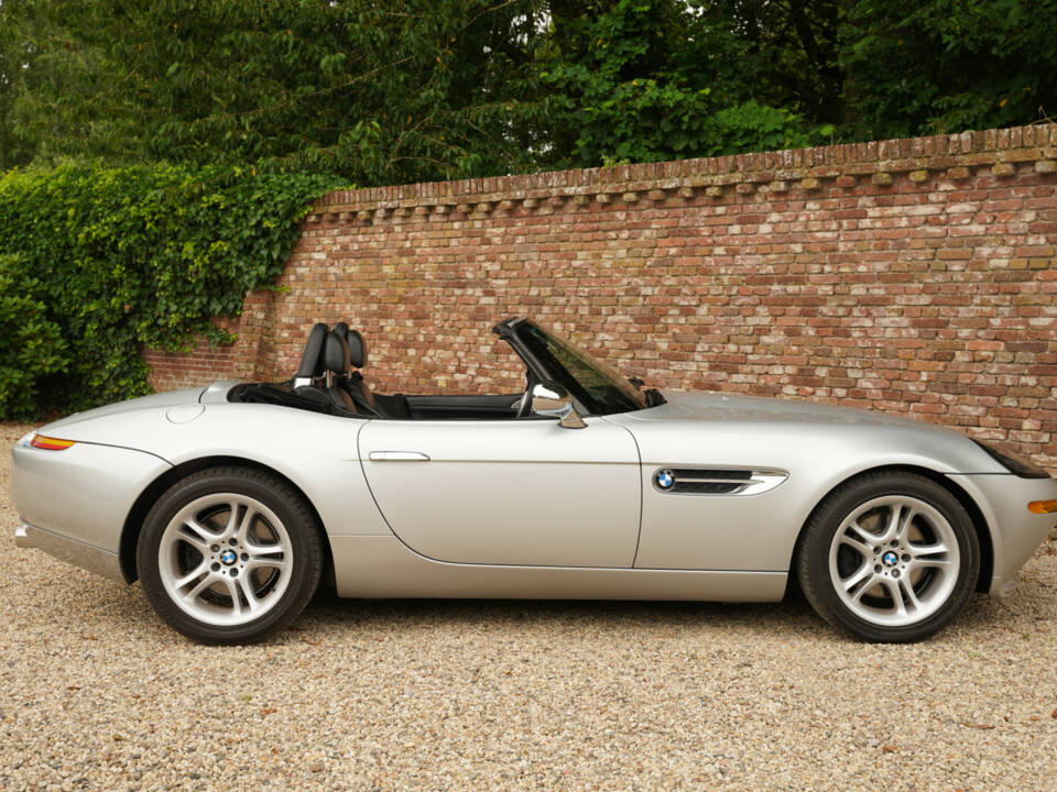 Image 10/50 of BMW Z8 (2000)