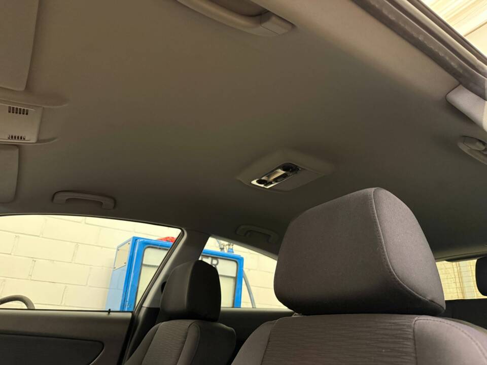 Image 9/18 of BMW 118i (2008)