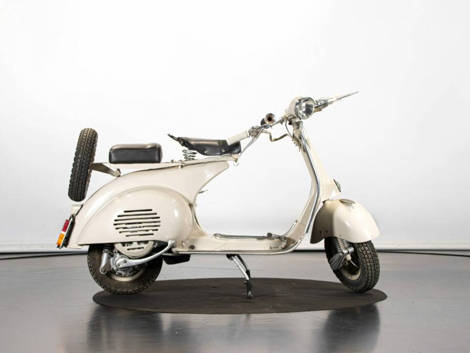 Bild 5/50 von Piaggio Vespa 150 "Struzzo" VL (1955)