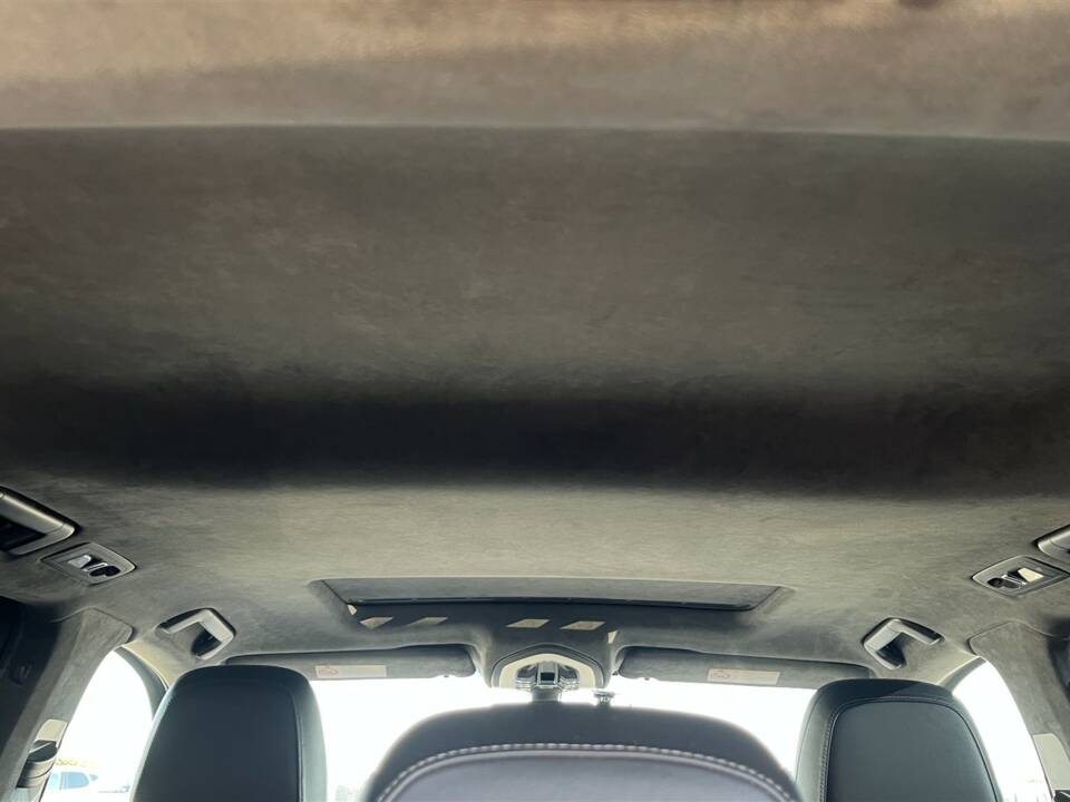 Image 37/46 de Porsche Cayenne Turbo (2011)